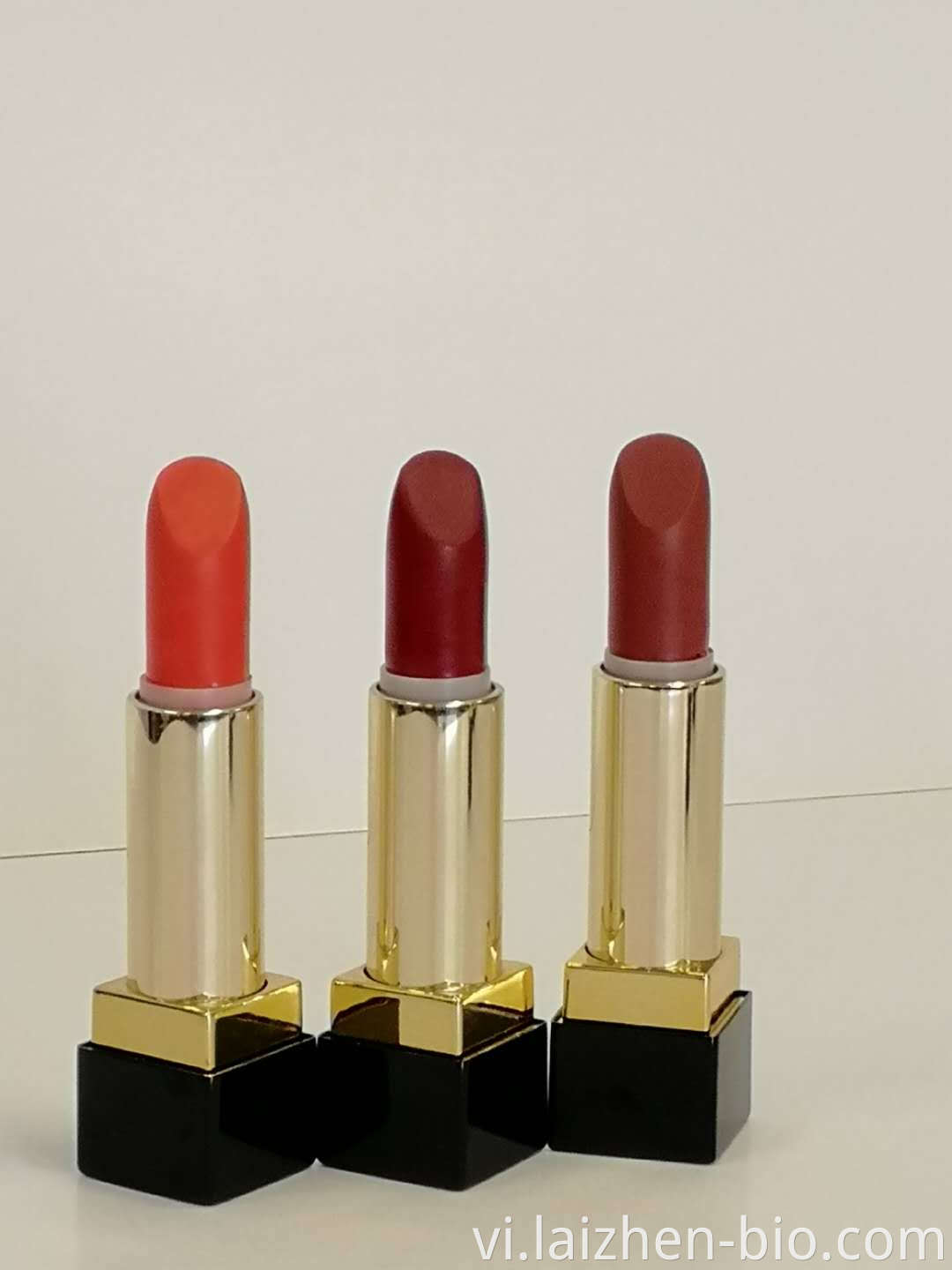 Matte long lasting lipstick